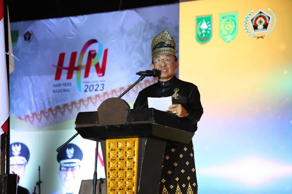 Bupati Inhil HM Wardan Hadiri Malam Puncak Hut PWI ke-77 dan HPN Tingkat Provinsi Riau