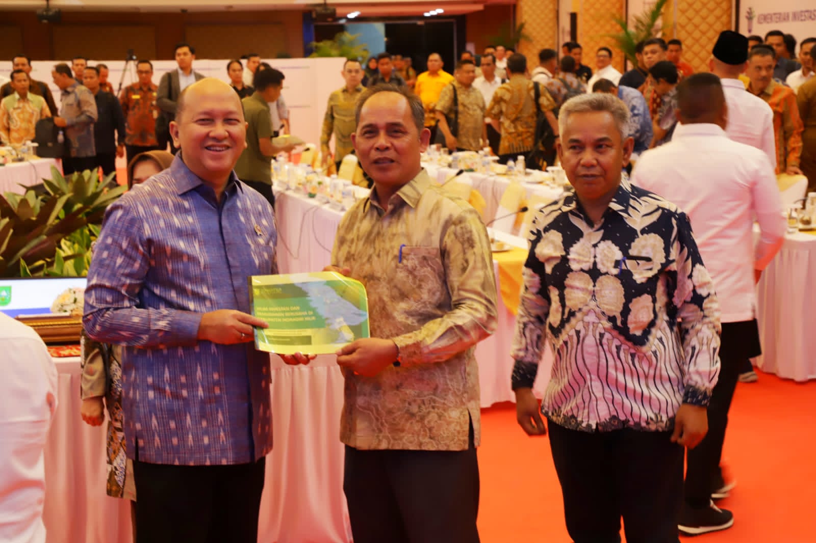 Bupati Inhil Paparkan Potensi Hilirisasi Kelapa di Hadapan Menteri Investasi RI