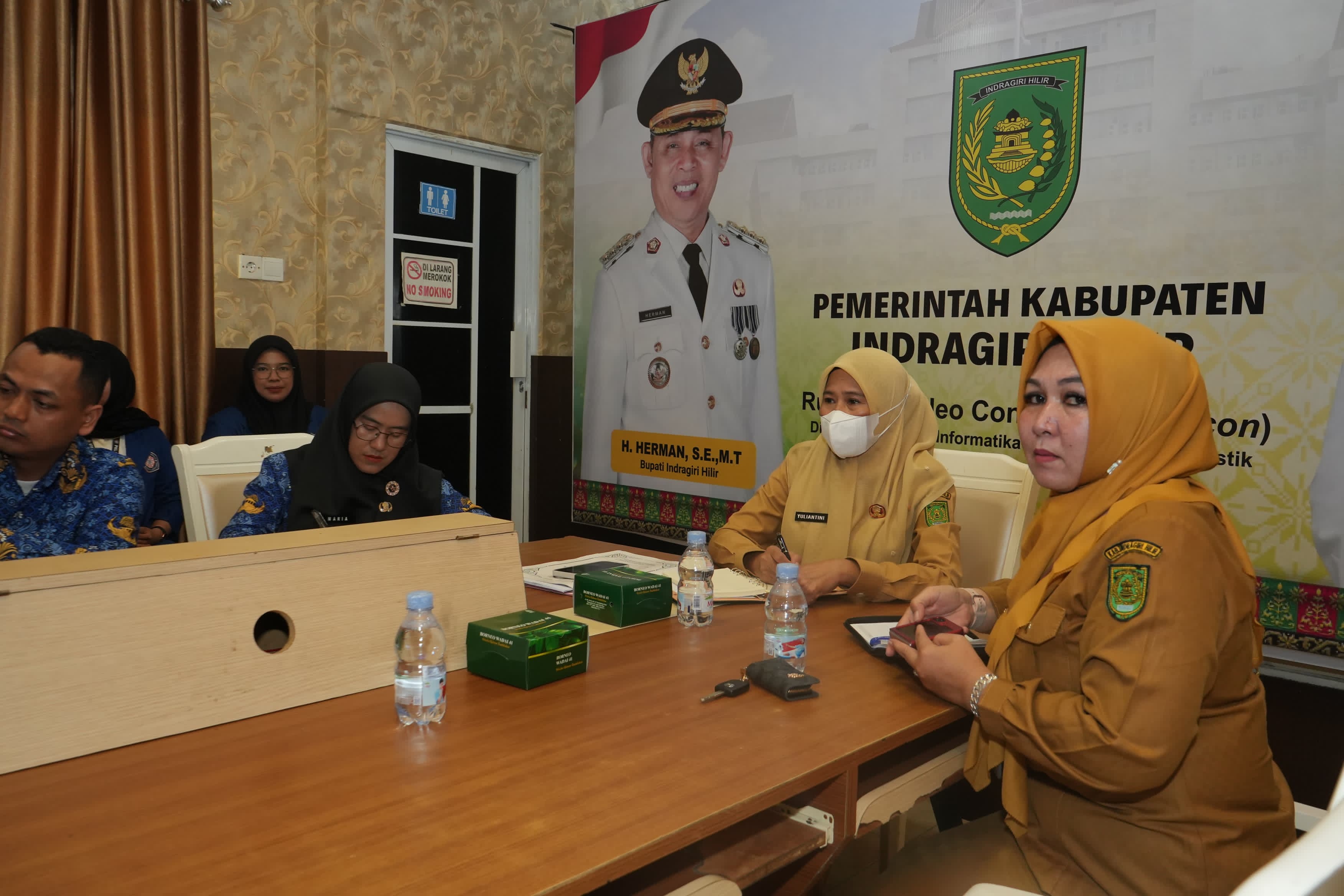 Wakil Bupati Inhil Ikuti Pertemuan Virtual Bersama Kementerian Kesehatan dan seluruh TPPS se Indonesia