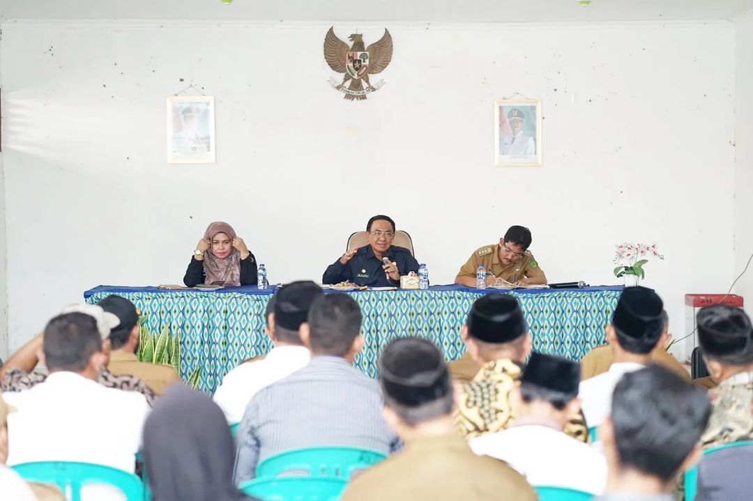 Bupati Inhil HM Wardan Silaturahmi dengan Kepala Desa, BPD dan Tokoh Masyarakat Se-Kecamatan Gaung